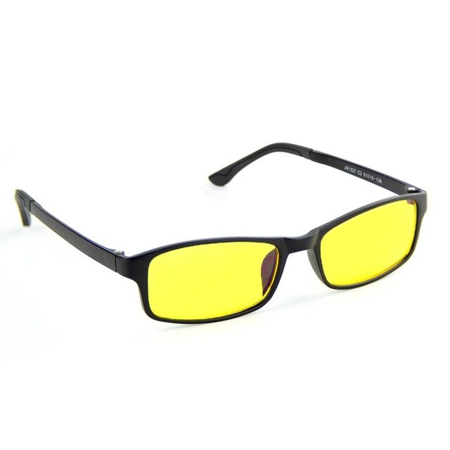 Certified Blue Light Filter glasses are a necessary tool for gamers and in the workplace. The computer glasses protect the eyes from harmful rays and light during long-term use.
