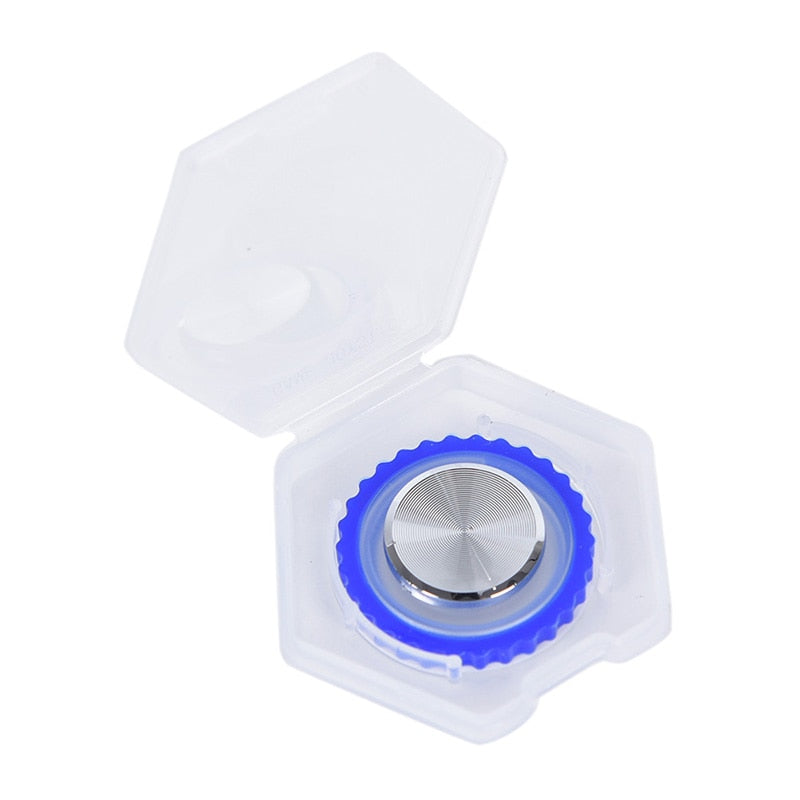 Gaming Joystick for Phones and Tablets is a tool many phone gamers love to use. Better grip that allows you to control the game in a safer and faster way.